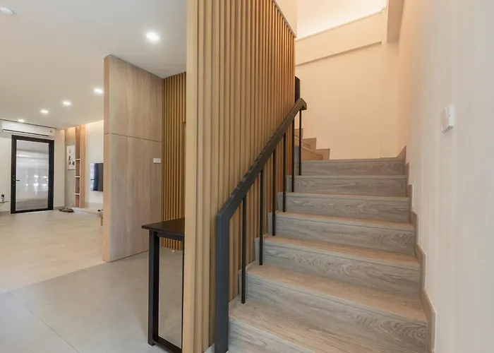 Ferienhaus Newly Renovated 3br In