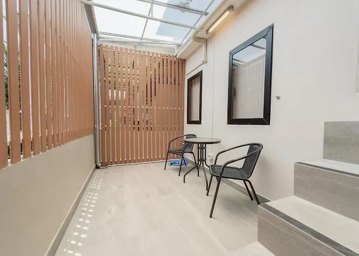 Ferienhaus Newly Renovated 3br In