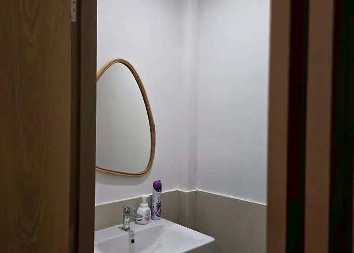 Newly Renovated 3br In *
