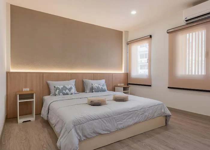 Ferienhaus Newly Renovated 3br In Bangkok