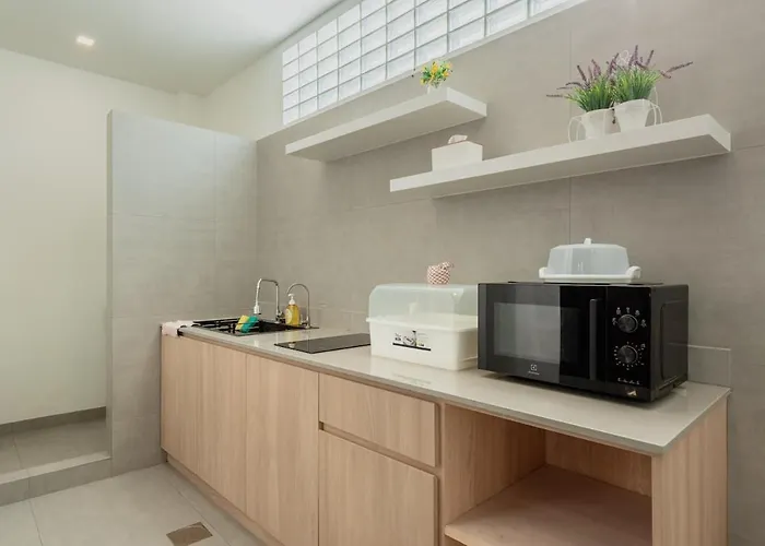 Newly Renovated 3br In